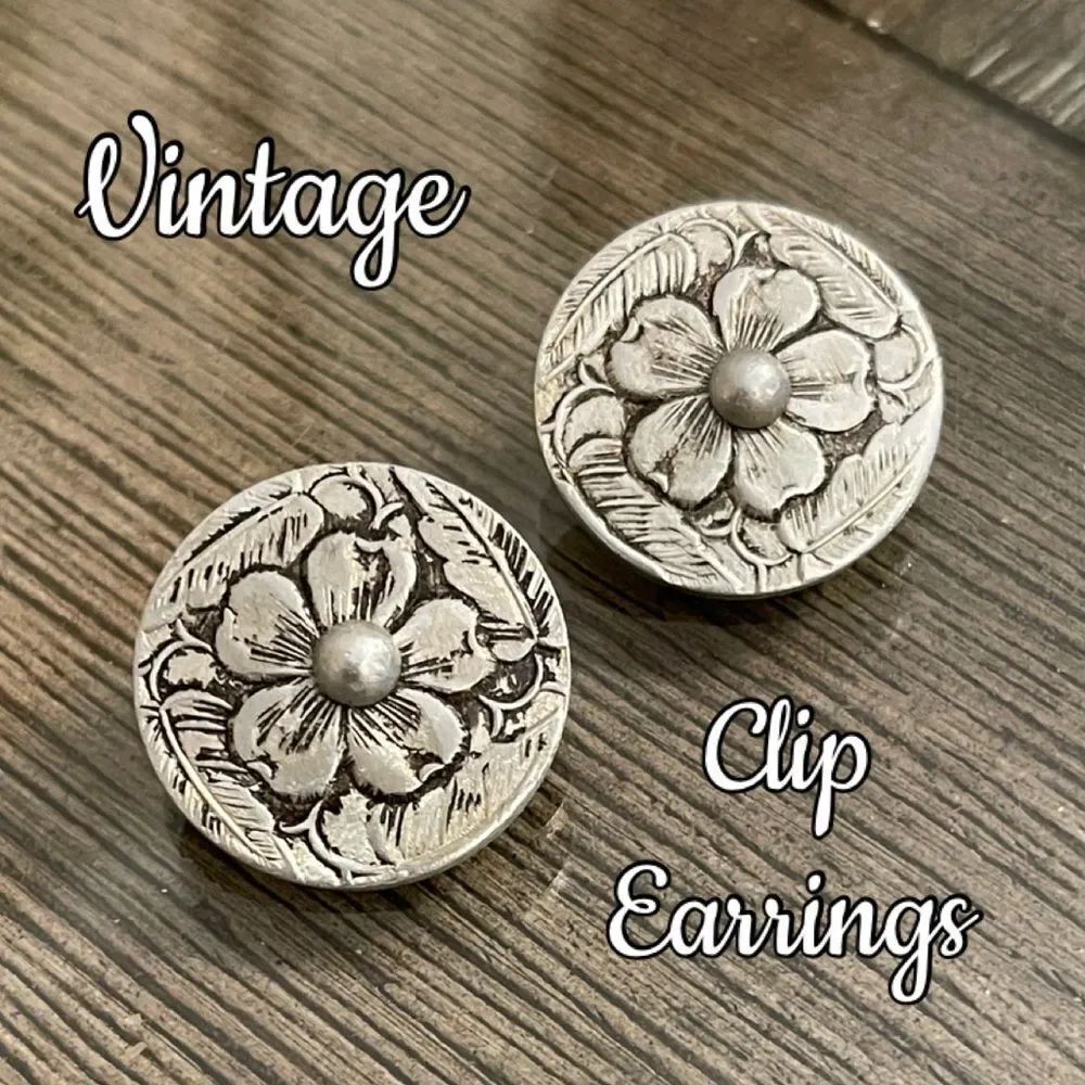 Vintage Round Floral Silver Tone Round Clip Earrings - Button Earrings
